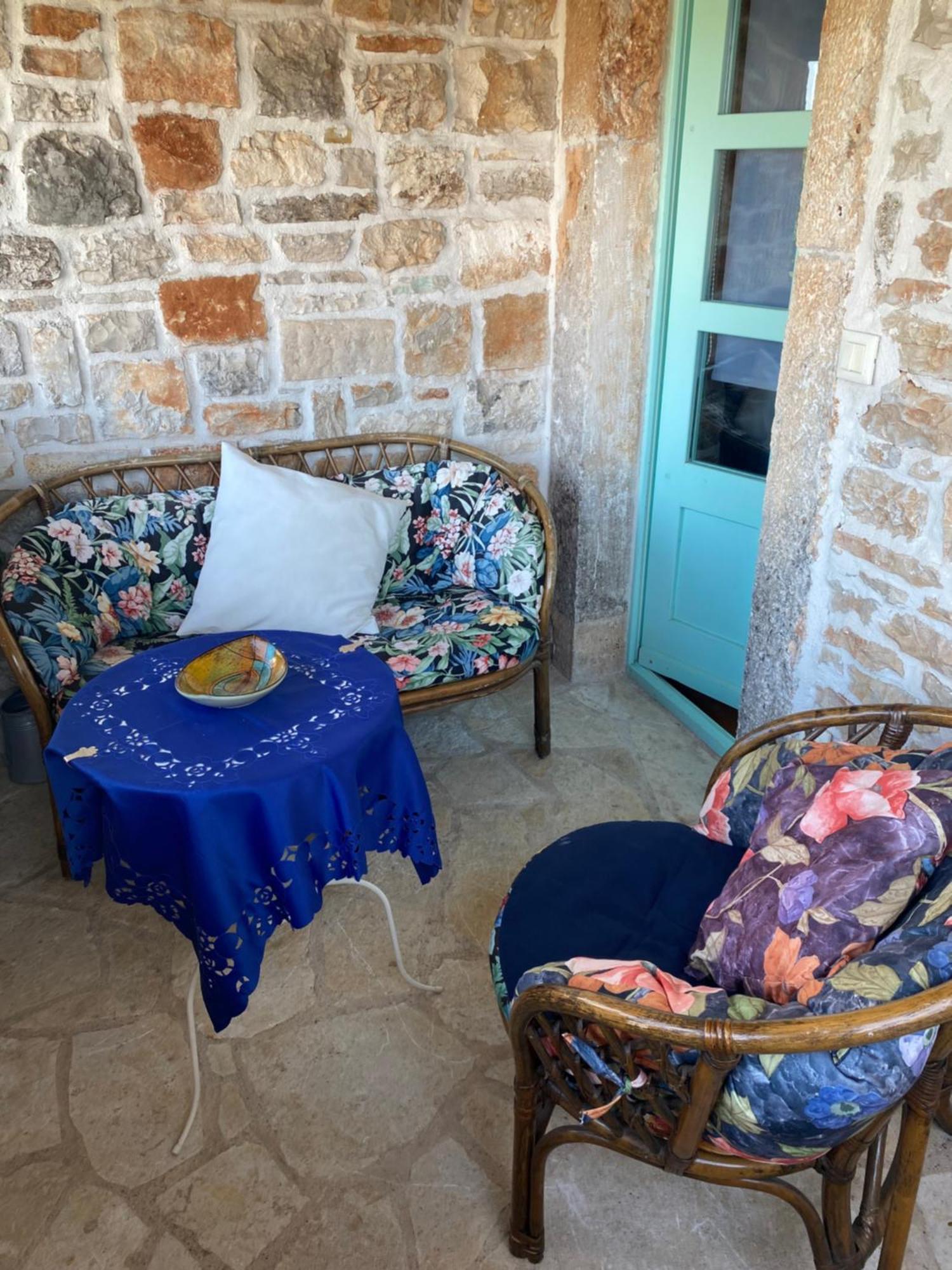 Domos Selene Casa Delle Farfalle Tinjan 외부 사진